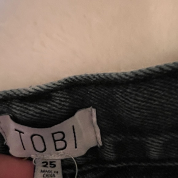 Tobi Black Jean Shorts - Picture 3 of 4
